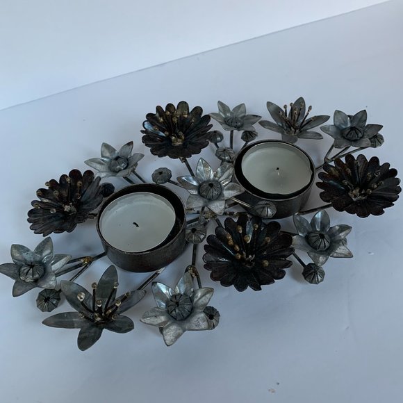 Metal Floral Double Tea Light Candle Holder Flowers Sculpture - Picture 6 of 11